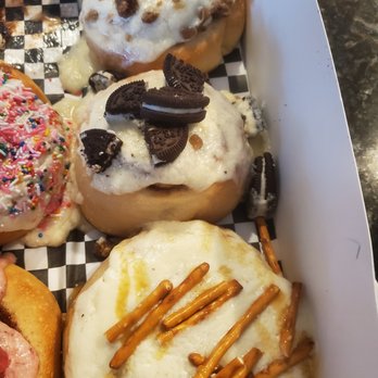 Cinnaholic - Bakeries Near Me - McKinney, Texas
