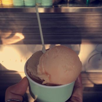 Caravaggio Gelato Lab - Piccolo hazelnut and honeydew - Gelato Near Me - Berkeley, California