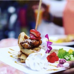 The Waffle Chic - Chicken and Waffles with strawberries and strawberry butter