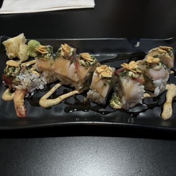 Izakaya Hideyoshi - White dragon roll - Japanese Near Me - Honolulu, Hawaii Izakaya Hideyoshi - White dragon roll - Japanese Near Me - Honolulu, Hawaii
