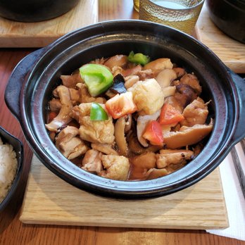 Yang's Braised Chicken Rice - Boneless chicken with add-on tofu "pouf" and add-on shiitake mushrooms, extra spicy. - Chinese Near Me - Markham, Ontario Yang's Braised Chicken Rice - Boneless chicken with add-on tofu "pouf" and add-on shiitake mushrooms, extra spicy. - Chinese Near Me - Markham, Ontario