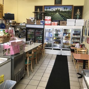Dream Fluff Donuts - Inside - Donuts Near Me - Berkeley, California