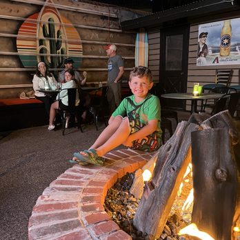 Driftwoods Sports Grill - Family friendly - Sports Bars Near Me - Phoenix, Arizona
