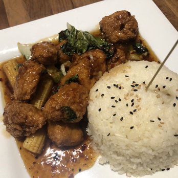 Yard House - Gardein Orange Chicken - New American Near Me - Riverside, California