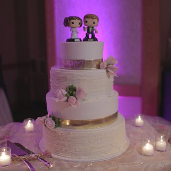 Chatsworth Florist - added flowers to match centerpieces - Florists Near Me - Chatsworth, California Chatsworth Florist - added flowers to match centerpieces - Florists Near Me - Chatsworth, California