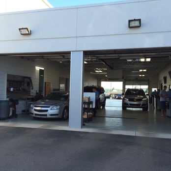Bill Fox Chevrolet - Service area - Auto Repair Near Me - Rochester Hills, Michigan Bill Fox Chevrolet - Service area - Auto Repair Near Me - Rochester Hills, Michigan
