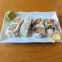 Spicy tuna roll Spicy tuna roll