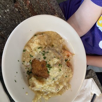 Chimes Restaurant - Shrimp and grits - Southern Near Me - Baton Rouge, Louisiana