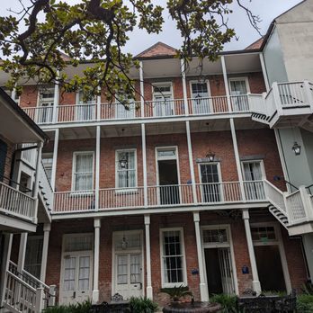 Place d'Armes Hotel - Interior courtyard - Hotels Near Me - New Orleans, Louisiana