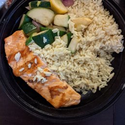 Generous portions, clean space, friendly service. Pictures is the salmon dinner with rice and veggies. Healthy dinner around the house! Generous portions, clean space, friendly service. Pictures is the salmon dinner with rice and veggies. Healthy dinner around the house!