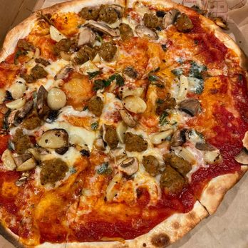 MOD Pizza - Sausage mushroom and garlic pizza - Fast Food Near Me - Medford, Oregon