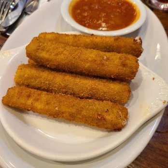 Maple Leaf Diner - American Near Me - Dallas, Texas Maple Leaf Diner - American Near Me - Dallas, Texas