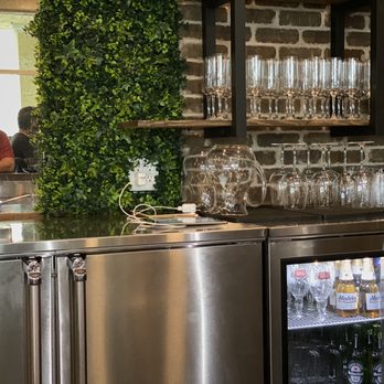 KOW Restaurant - Kow bar - Comfort Food Near Me - Miami, Florida