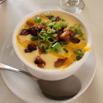 Olde Lincoln House - Potato soup - American Near Me - Ephrata, Pennsylvania