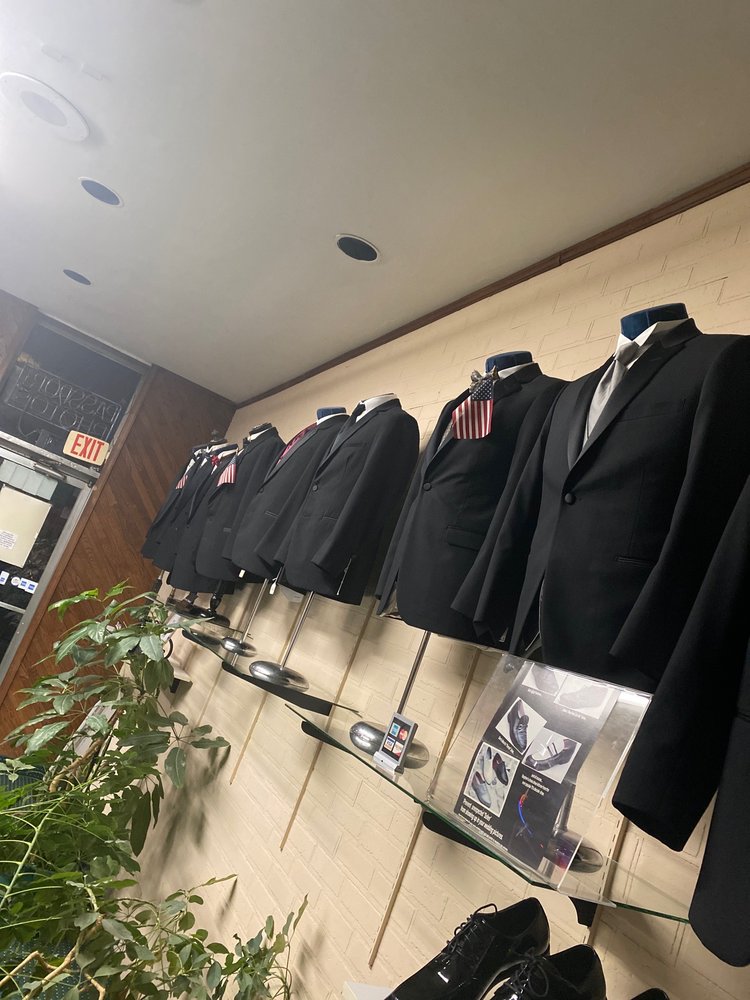 AFTER HOURS TUXEDO RENTAL 14 Photos & 39 Reviews 2715 Wilson Blvd