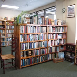 The Eclectic Reader - Authentic, old-fashioned browsers bookstore.