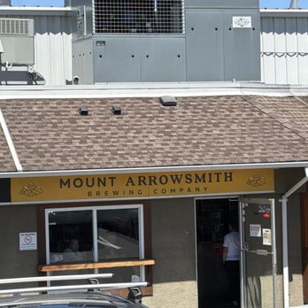 Mount Arrowsmith Brewing - Big Waitlist. - Breweries Near Me - Parksville, British Columbia