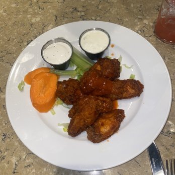 Americano Pie Bar - Wings - Italian Near Me - Islip, New York
