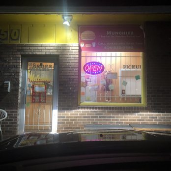 Munchies - Store front - Chicken Wings Near Me - Atlanta, Georgia Munchies - Store front - Chicken Wings Near Me - Atlanta, Georgia