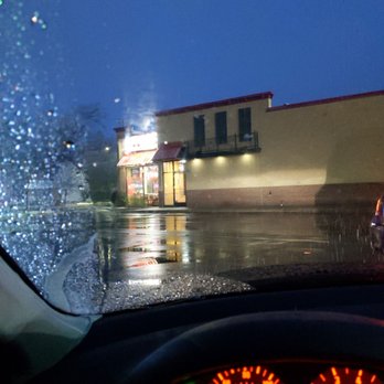 Popeyes Louisiana Kitchen - This is amazing a snowstorm and parking in 8 Mile to get a chicken sandwich in April - Chicken Wings Near Me - Warren, Michigan Popeyes Louisiana Kitchen - This is amazing a snowstorm and parking in 8 Mile to get a chicken sandwich in April - Chicken Wings Near Me - Warren, Michigan