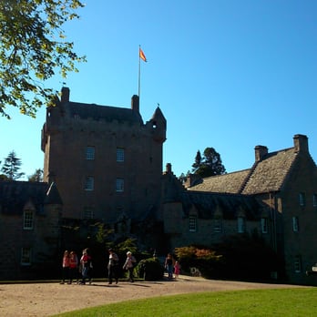 Cawdor Castle - Front view - Landmarks & Historical Buildings Near Me - Nairn, HLD