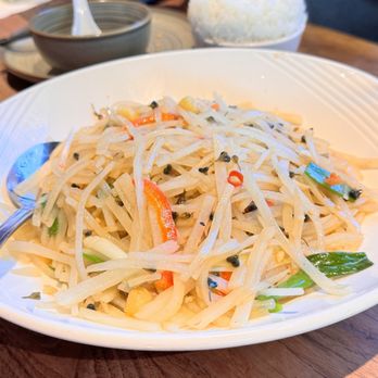 Pings Bistro - Chinese Near Me - Cupertino, California
