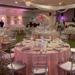 Centerpiece and draping