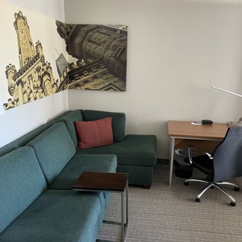SpringHill Suites by Marriott Chicago Downtown/River North - Hotels Near Me - Chicago, Illinois SpringHill Suites by Marriott Chicago Downtown/River North - Hotels Near Me - Chicago, Illinois