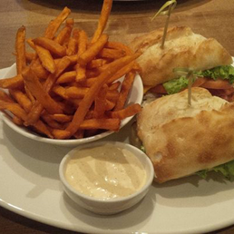 The sweet potatoe fries were good