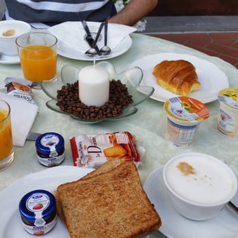 Hotel Orto de Medici - Breakfast assortment - Hotels Near Me - Florence, FI