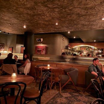 Bisous - Cocktail Bars Near Me - Chicago, Illinois