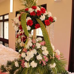 Jem Star Catering - Flower arrangement