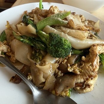 Vieng Thai - Thai Near Me - Houston, Texas
