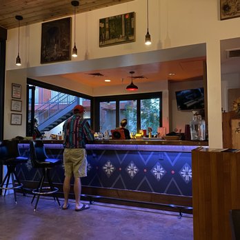 Red Light Lounge - #RedlightLoungeTucson  11/27/21 #RedlightLounge #TucsonAZ #Arizona #TheDowntownCliftonHotel #Yelp #bar #drinks #jenniinsocal - New American Near Me - Tucson, Arizona
