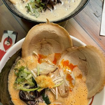 Tsuruya - Spicy Tonkotsu Tokujo and Black Garlic Tonkotsu - Ramen Near Me - Berkeley, California