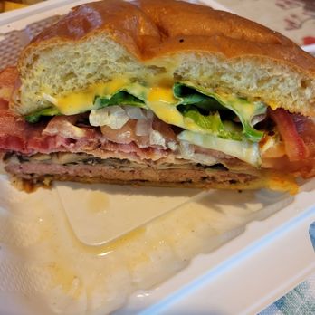 Teddy's Bigger Burgers - University - Aiea Burger - Burgers Near Me - Honolulu, Hawaii Teddy's Bigger Burgers - University - Aiea Burger - Burgers Near Me - Honolulu, Hawaii
