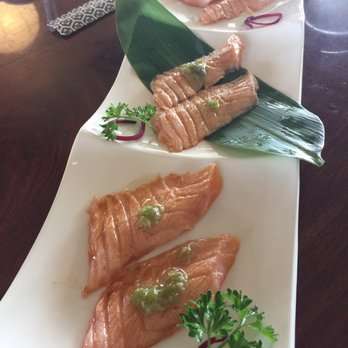 Shin Restaurant - Fatty salmon very fresh - Thai Near Me - Long Beach, California Shin Restaurant - Fatty salmon very fresh - Thai Near Me - Long Beach, California