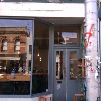 Newtown Specialty Coffee - Coffee & Tea Near Me - Melbourne, VIC