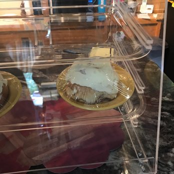 Hungry Hunter Restaurant - GIANT $4 home made cinnamon rolls - Breakfast & Brunch Near Me - Branson, Missouri
