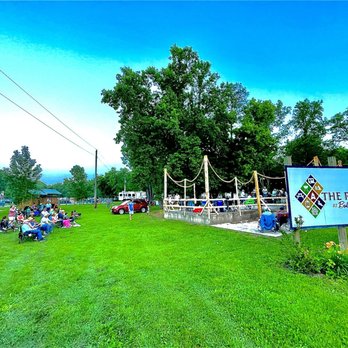 The Resort At Boiling Springs - Lawn seating for the band!! - RV Parks Near Me - Licking, Missouri The Resort At Boiling Springs - Lawn seating for the band!! - RV Parks Near Me - Licking, Missouri