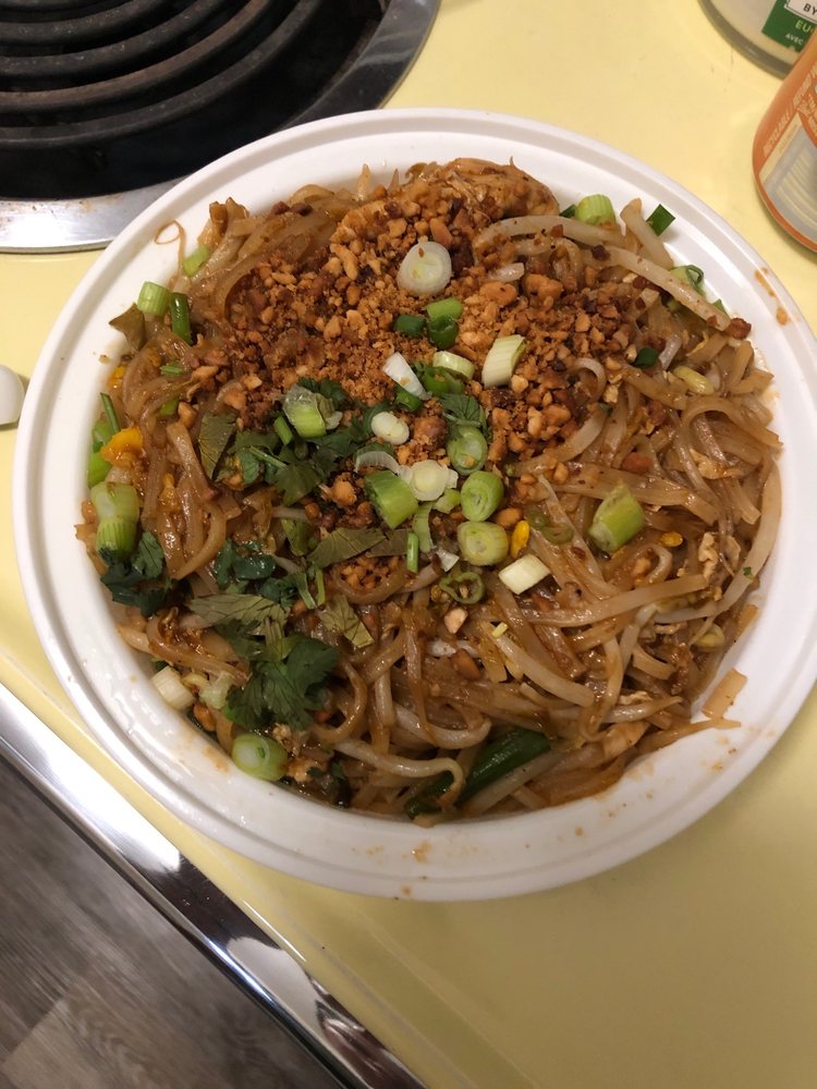 WANDEE THAI CUISINE 29 Photos & 15 Reviews 40 Beech Street, Ottawa