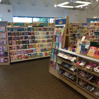 Amy's Hallmark Shop - Cards & Stationery Near Me - Chesapeake, Virginia