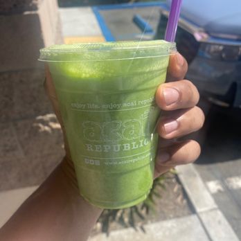 Acai Republic - The Mr. Green Juice - Juice Bars & Smoothies Near Me - Redondo Beach, California