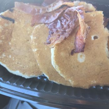 Whataburger - Cold food. Long wait . Absolutely disgusting. I need to note order incomplete had no eggs or syrup. - Burgers Near Me - Clovis, New Mexico