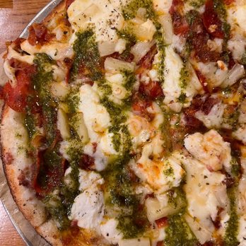 Blaze Pizza - Pizza Near Me - Lutz, Florida