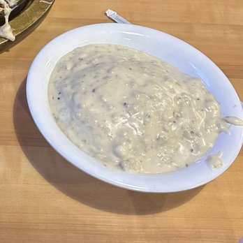 Paul's Breakfast House - Biscuit & Gravy - Breakfast & Brunch Near Me - Branson, Missouri