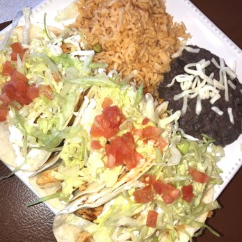 Totopos - 2. "Compadre Tacos" Combo with chicken and flour tortillas - Mexican Near Me - Naperville, Illinois