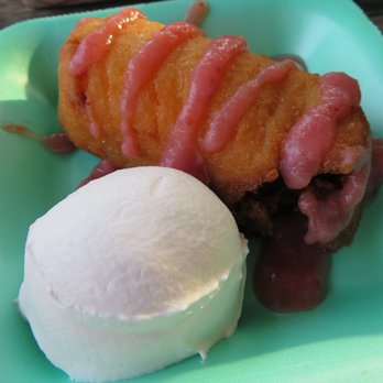 The Pig & Pint - fried twinkie - Barbeque Near Me - Jackson, Mississippi The Pig & Pint - fried twinkie - Barbeque Near Me - Jackson, Mississippi