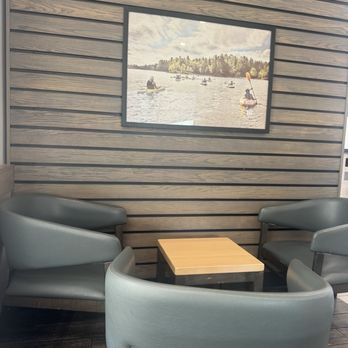 Tim Hortons - Cozy corner - Coffee & Tea Near Me - Winnipeg, Manitoba