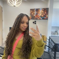 Braid’s by Nantou - Nantou's space is very clean and comfortable, beautiful personality, very consistent with her work, and very professional. Thank you.